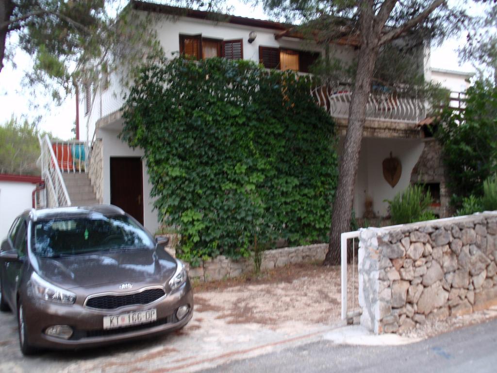Ferienwohnung Apartman Fox Pirovac Exterior foto