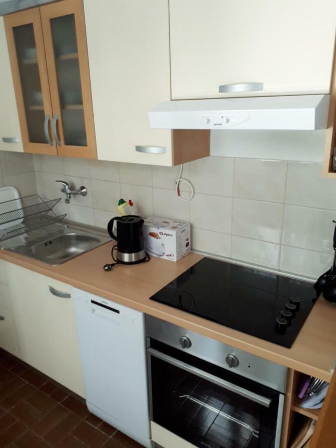 Ferienwohnung Apartman Fox Pirovac Exterior foto